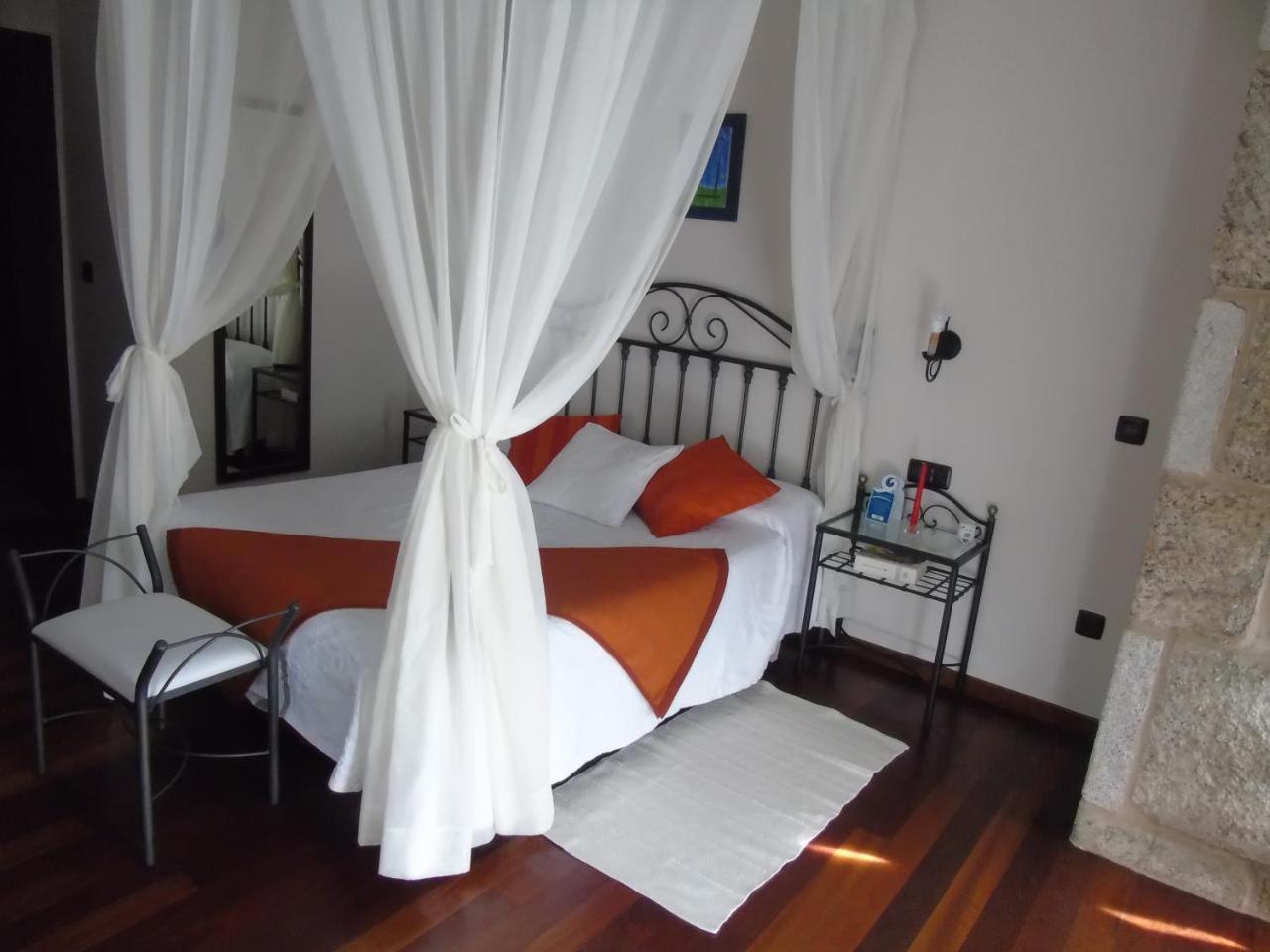 Casa De Trillo Guest House Muxia Bagian luar foto